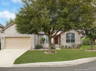 9211 Putnam Dr, Helotes, TX 78023