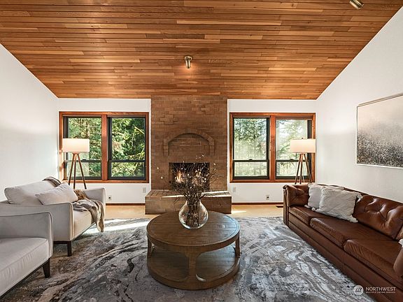 4th image of 25519 SE 159th Street