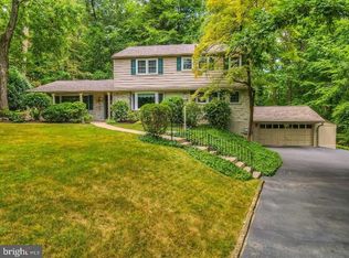 2430 Oaks Cir, Huntingdon Valley, PA 19006