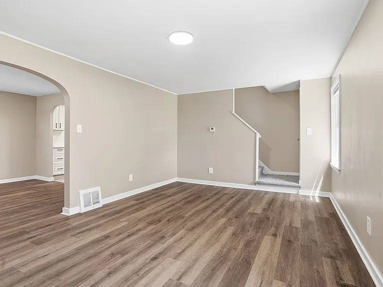 624 Elm Dr — Photo 28