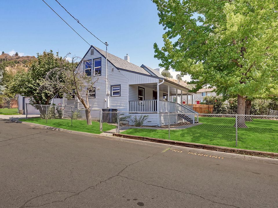 1st image of 2082 NE Fairview Ave