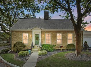 2539 Swan Dr, Grove City, OH 43123