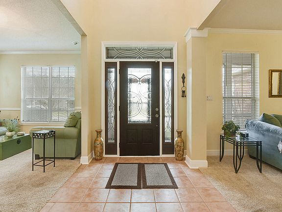 3rd image of 11943 Summerhaven Cir