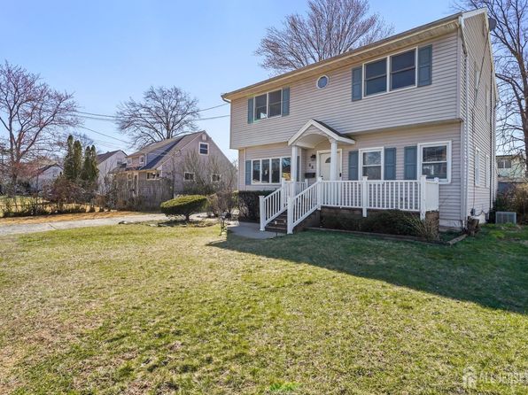 68 W Edward St, Iselin, NJ 08830