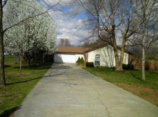 106 Travis Ave, Lowell, AR 72745