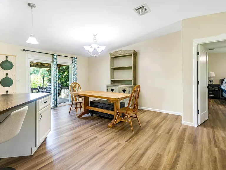 390 Bob Brooks Rd — Photo 22