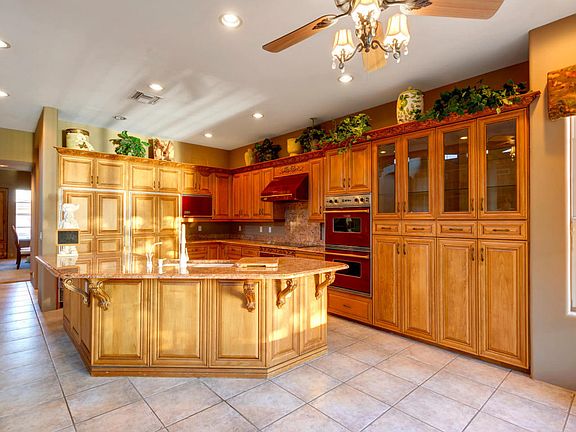 5th image of 5805 W Arrowhead Lakes Dr