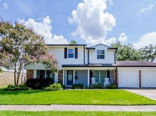 6204 Gillen St, Metairie, LA 70003