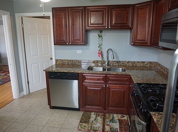 5th image of 433 51st Ave