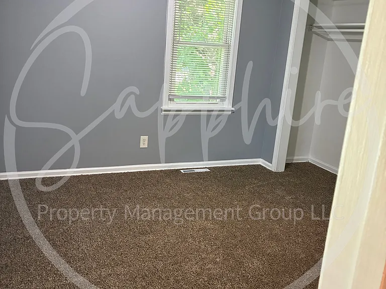 8609 E 114th Ter — Photo 12