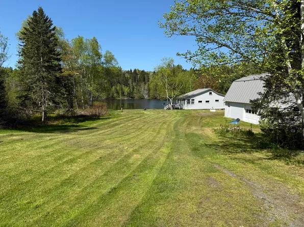10 Rachel Lane, Rangeley, ME 04970