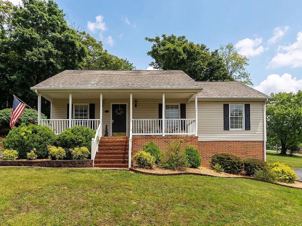 1st image of 334 Sharon Ln
