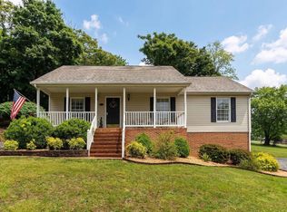 334 Sharon Ln, Staunton, VA 24401