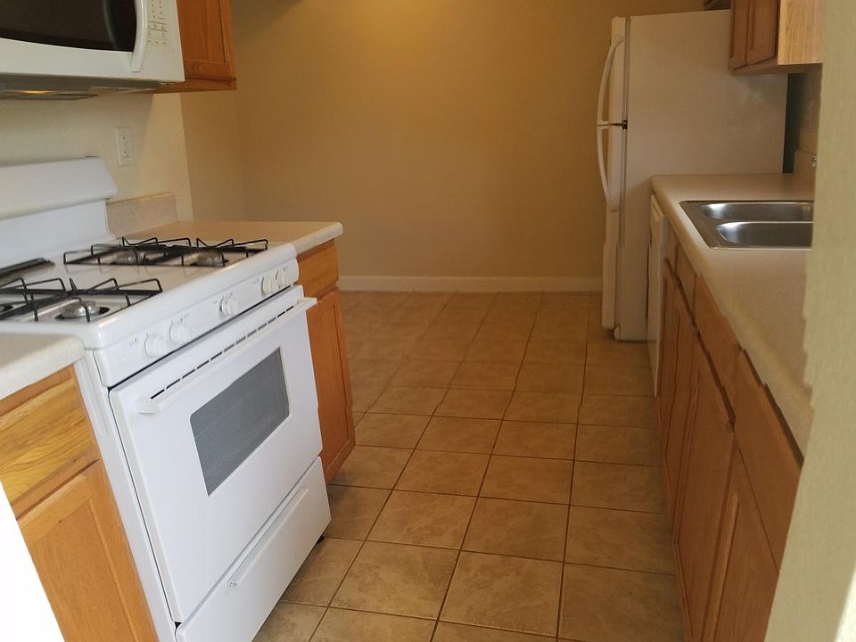 1st image of 1213 Rosemont Ct