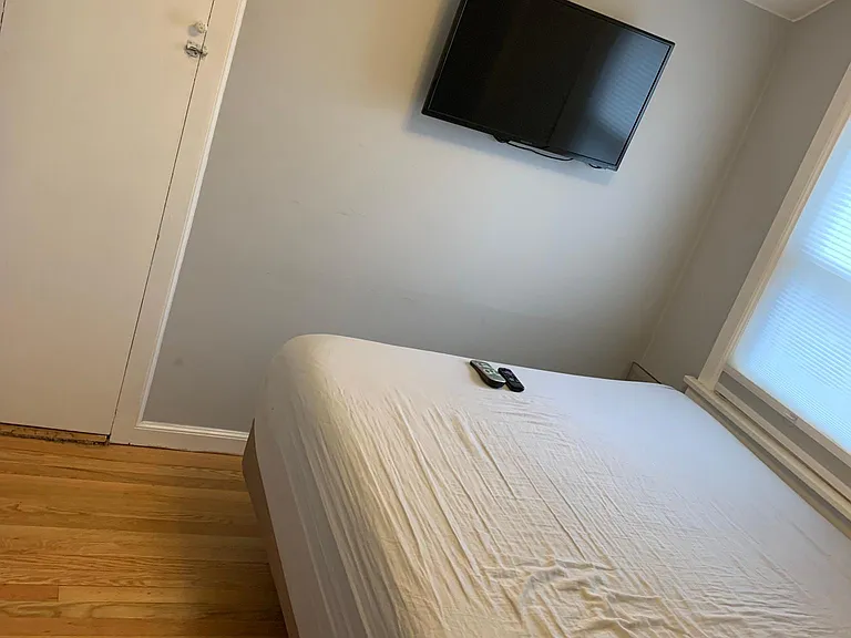 4926 W Schubert Ave #2 — Photo 14