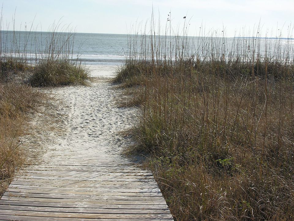 Located Directly on Beach Walkway