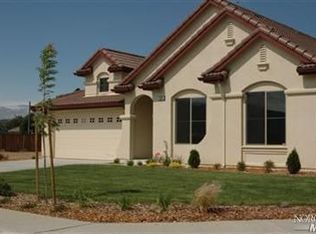 444 River View Dr, Ukiah, CA 95482