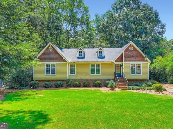350 Lamplighter Ln SE, Marietta, GA 30067