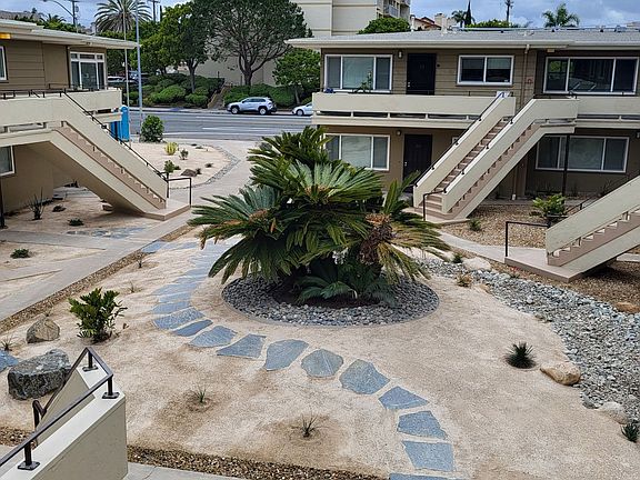 3rd image of 3550 Park Blvd #6