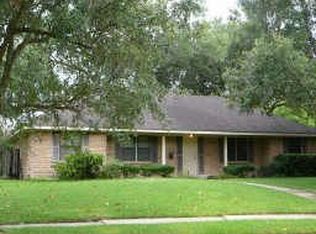 10914 Burdine St, Houston, TX 77096