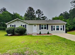 2784 Warren Rd, Douglasville, GA 30135