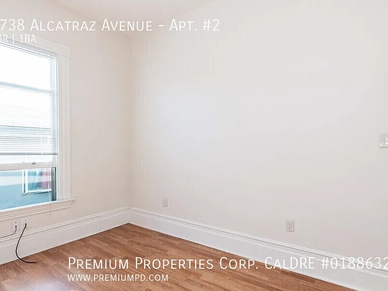 1738 Alcatraz Ave #2 — Photo 6