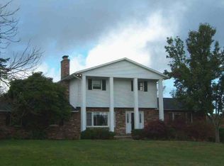 186 Orchard Dr, Granville, OH