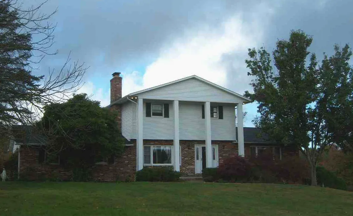 186 Orchard Dr photo 1