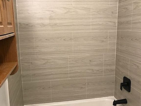 4th image of 614 S Western Ave #11455259