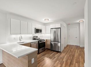 6260 99th St #1105, Rego Park, NY 11374