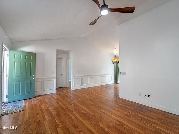 5th image of 49 Stoney Creek Lane
