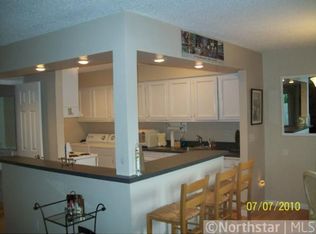 1200 Wagon Wheel Rd, Hopkins, MN 55343