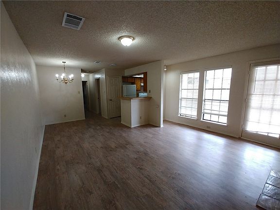 3rd image of 8807 Cainwood Ln