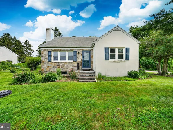 3025 Strasburg Rd, Coatesville, PA 19320