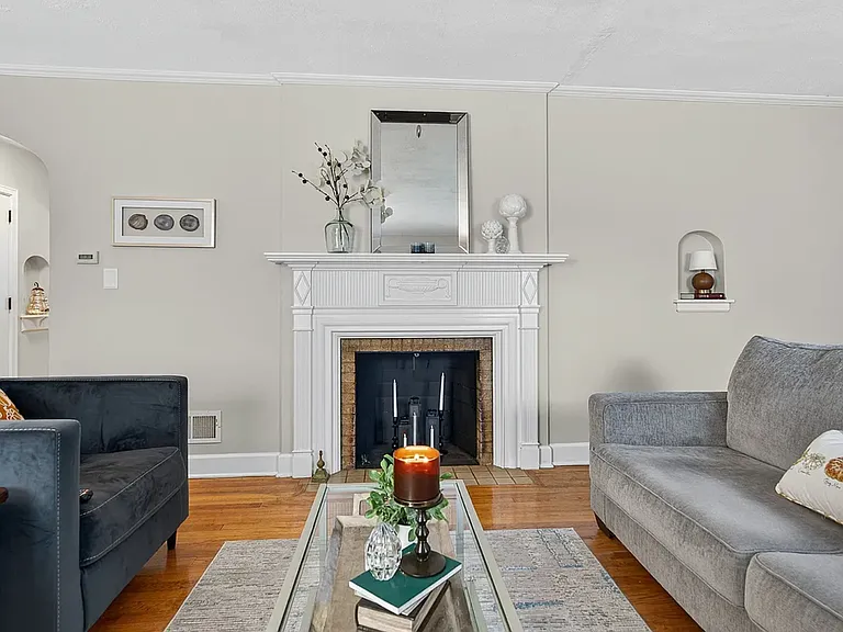 115 Oak Knolls Ave — Photo 6