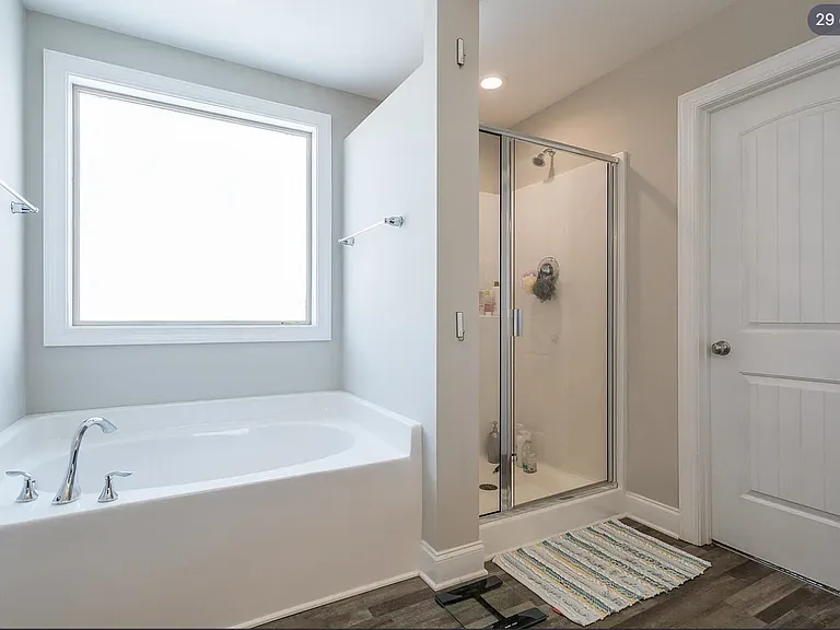 104 Edmer Ln — Photo 14