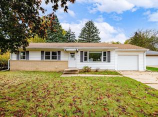 2438 Iva Ct, Beloit, WI 53511