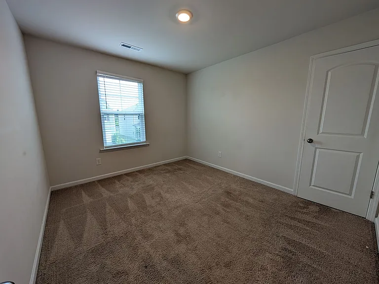 3030 Eastcott Ave — Photo 7