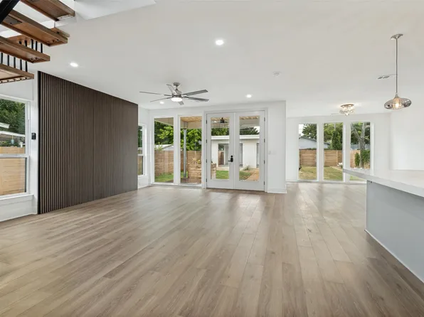514 S Marlborough Ave, Dallas, TX 75208