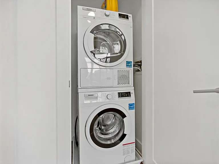 Washer/Dryer