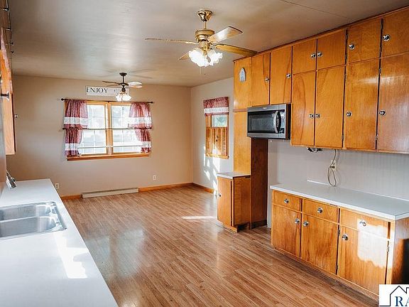 4th image of 313 E Willis St