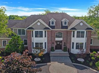 1 Lockwood Run, Colts Neck, NJ 07722