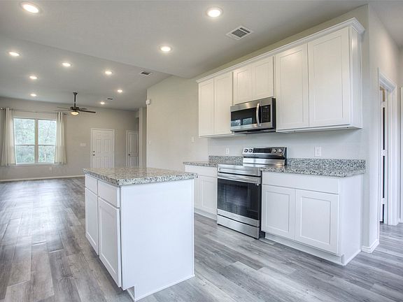 4th image of 4 Big Lake Cir