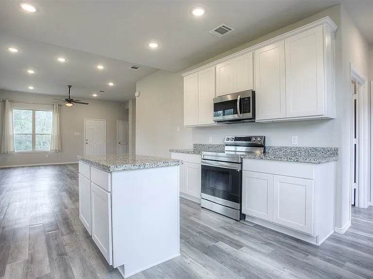 4 Big Lake Cir — Photo 4