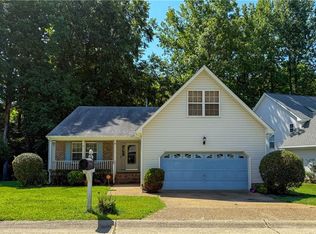 110 View Pointe Dr, Newport News, VA 23603