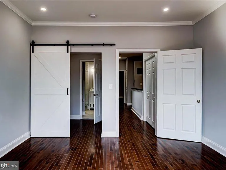 514 S Lehigh St — Photo 25