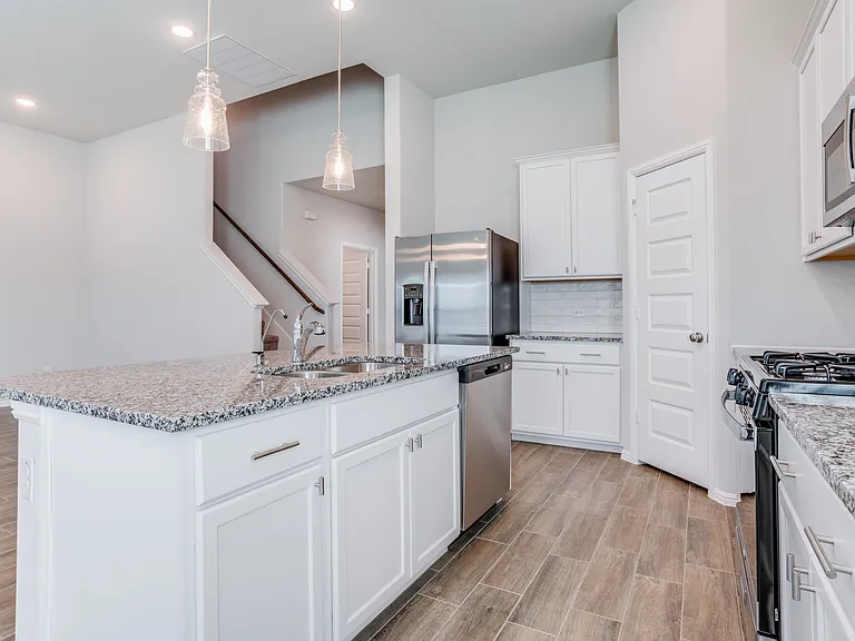 13140 Mizell Ln — Photo 5