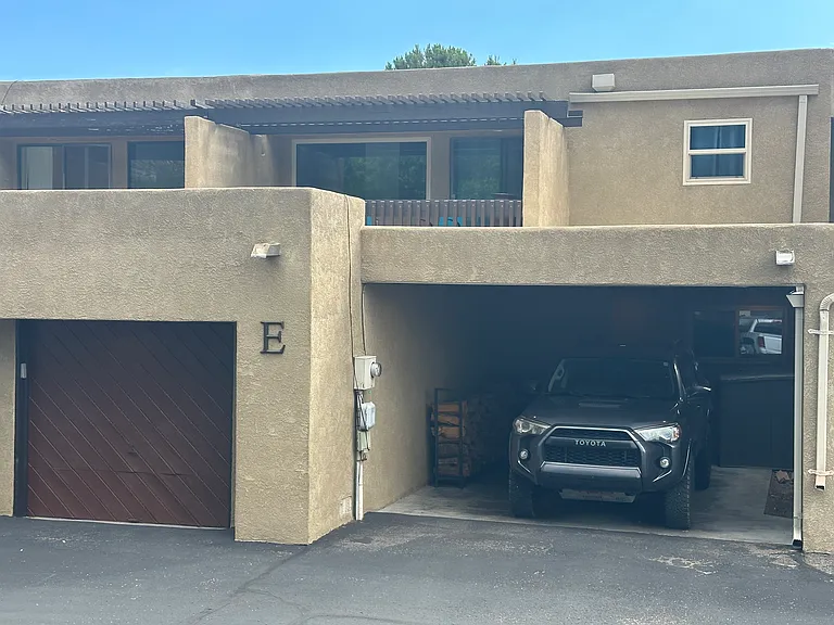 793 Tramway Ln NE #E — Photo 1