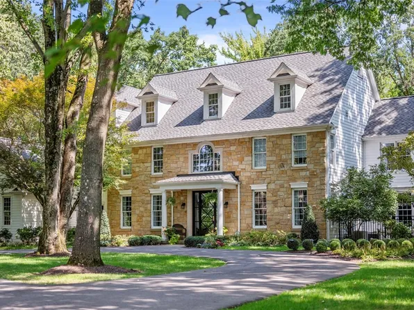 904 Champlain Pl, Gibsonia, PA 15044