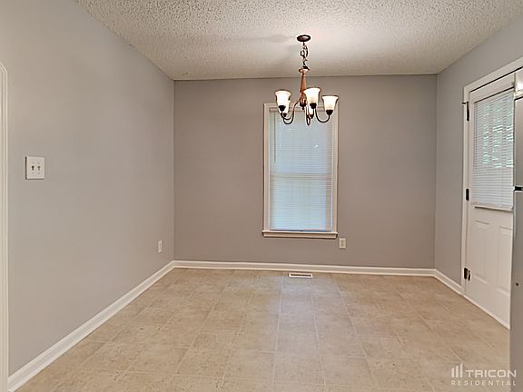 5th image of 250 Wendy Way